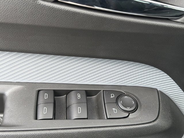 New 2027 Chevrolet Bolt RS FWD image 20