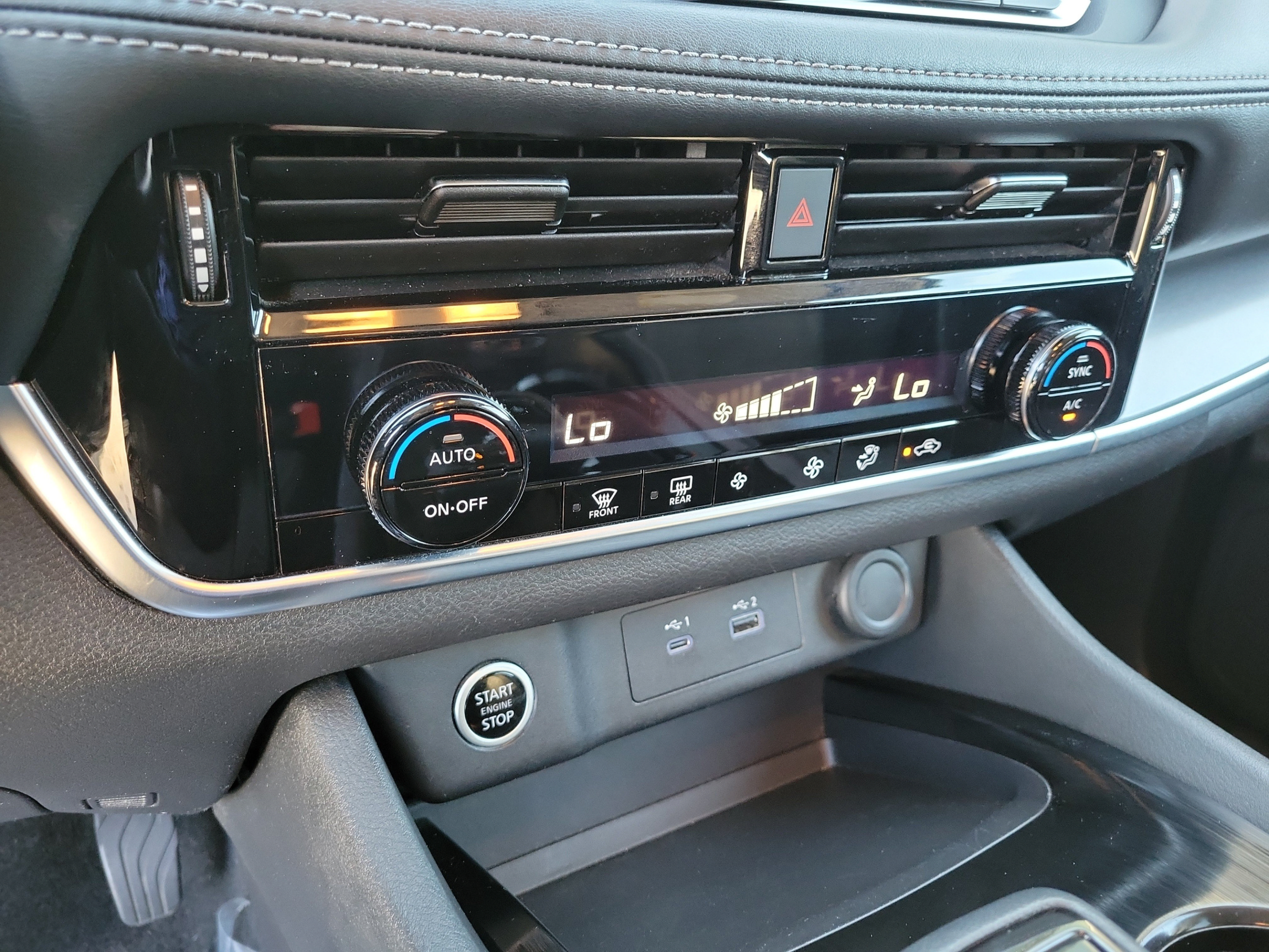 Used 2021 Nissan Rogue SV AWD/4WD image 19