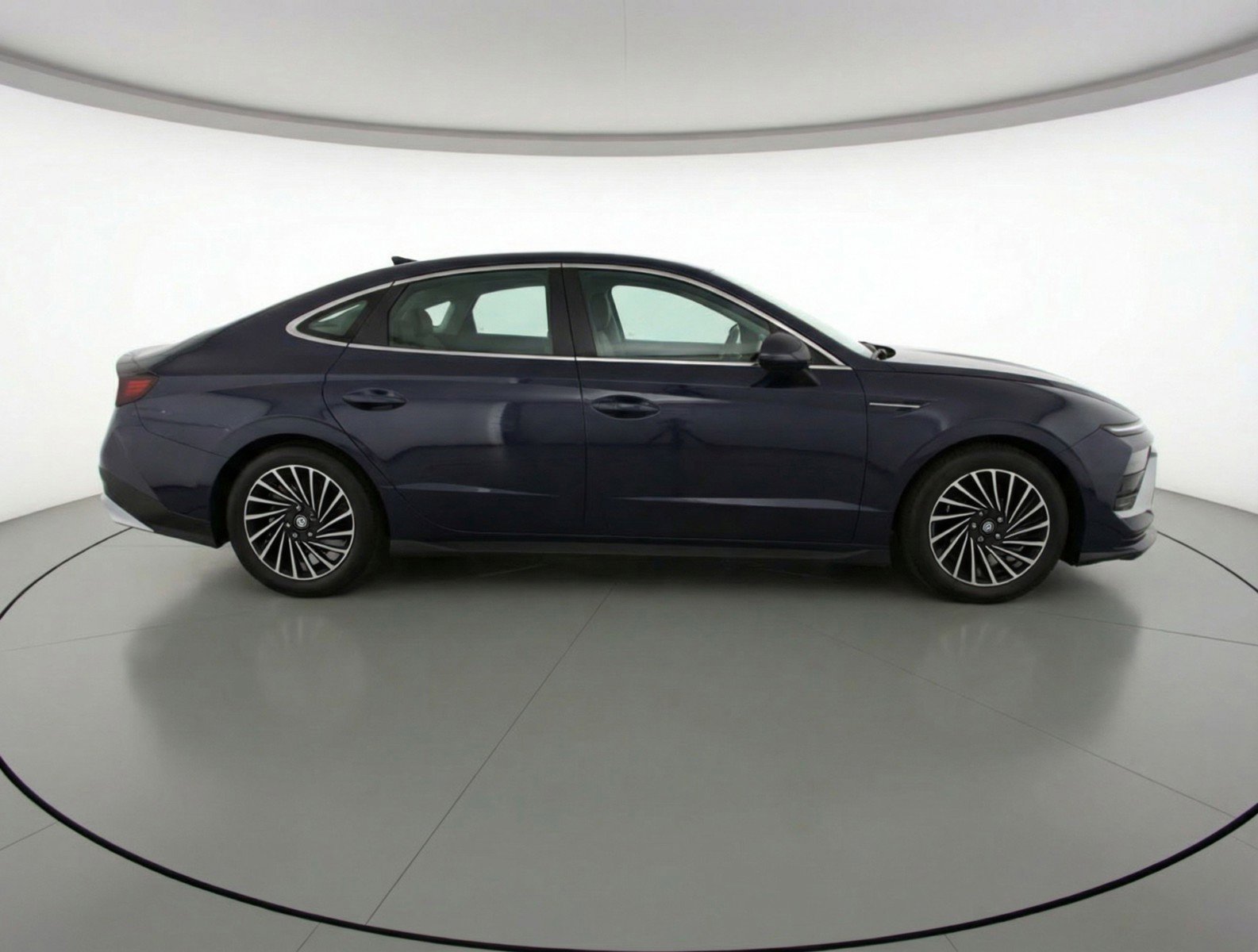 Used 2025 Hyundai Sonata SEL image 11