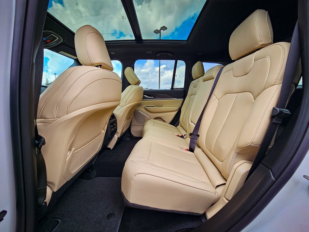 New 2026 Jeep Grand Cherokee Limited image 34