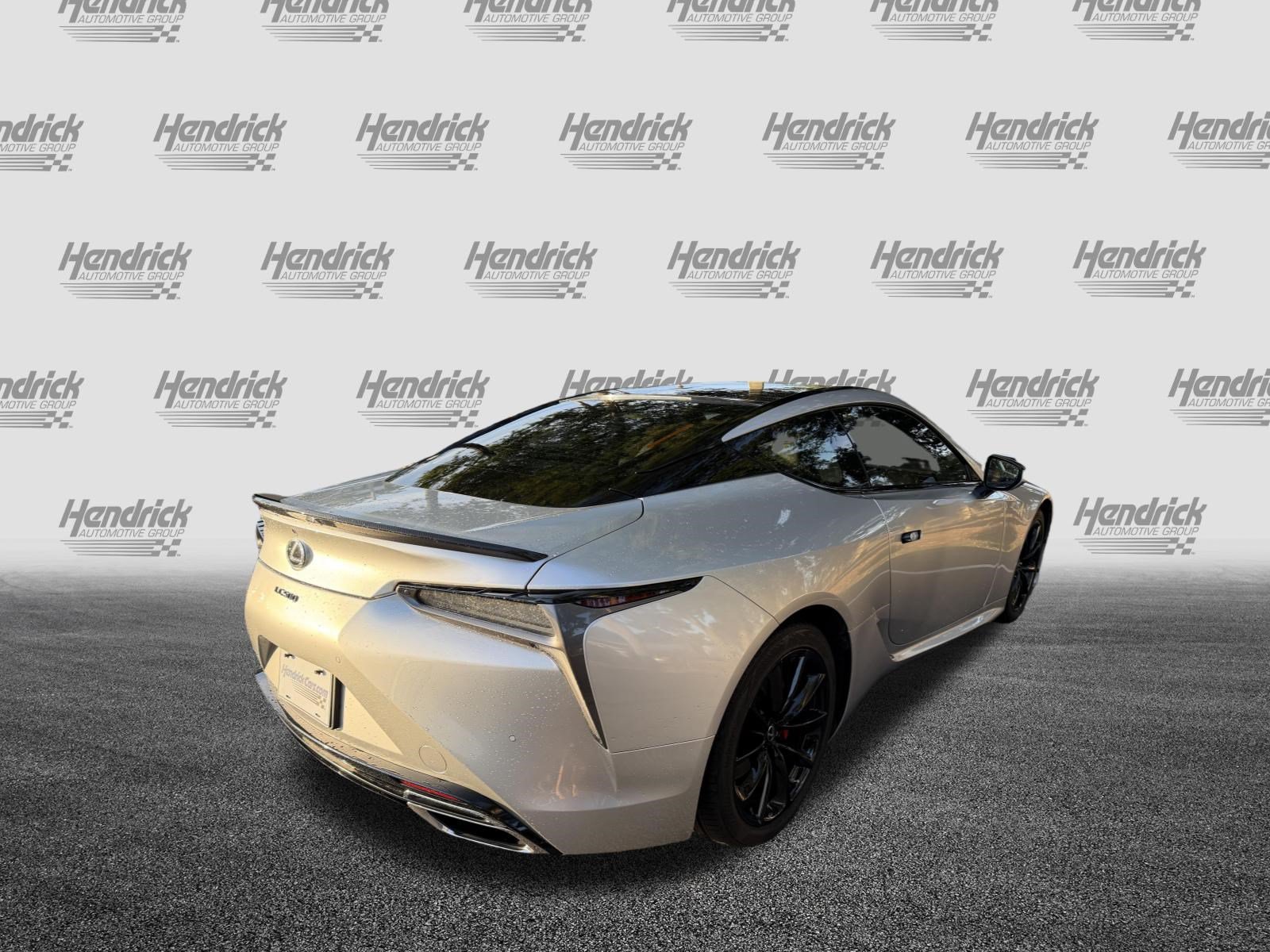 Used 2018 Lexus LC 500 Coupe w/ Touring Package RWD image 9
