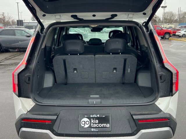 Used 2024 Kia EV9 Wind image 12