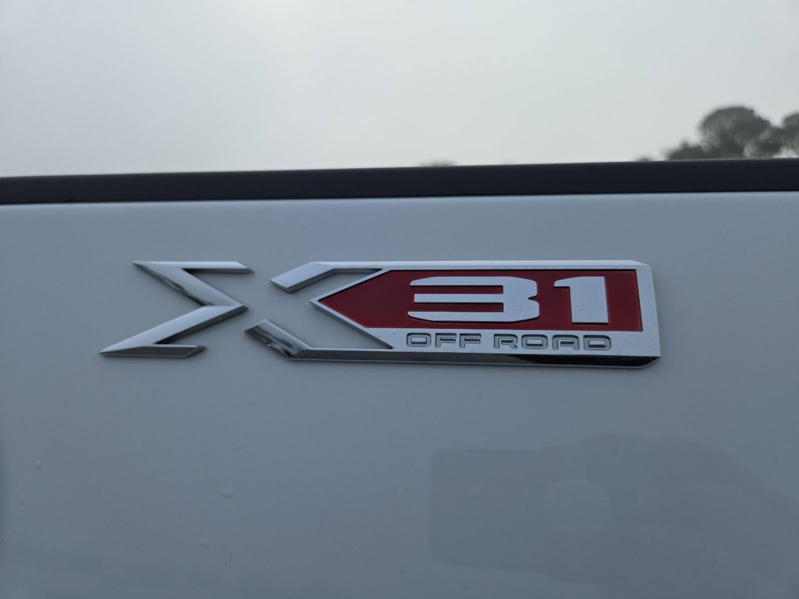 Used 2025 GMC Sierra 2500 SLE w/ SLE Value Package; image 14