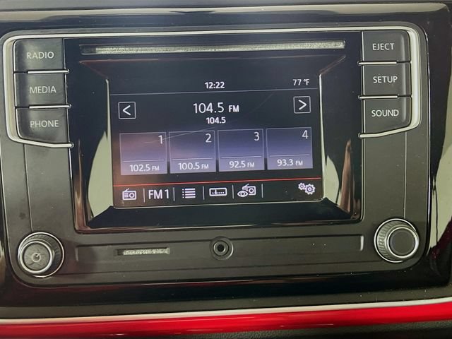 Used 2019 Volkswagen Beetle 2.0T S FWD image 15