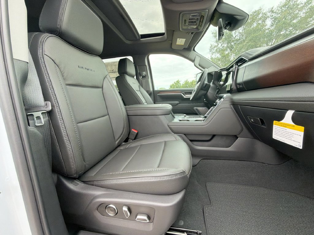 New 2026 GMC Sierra 2500 Denali w/ Denali Reserve Package AWD/4WD image 15
