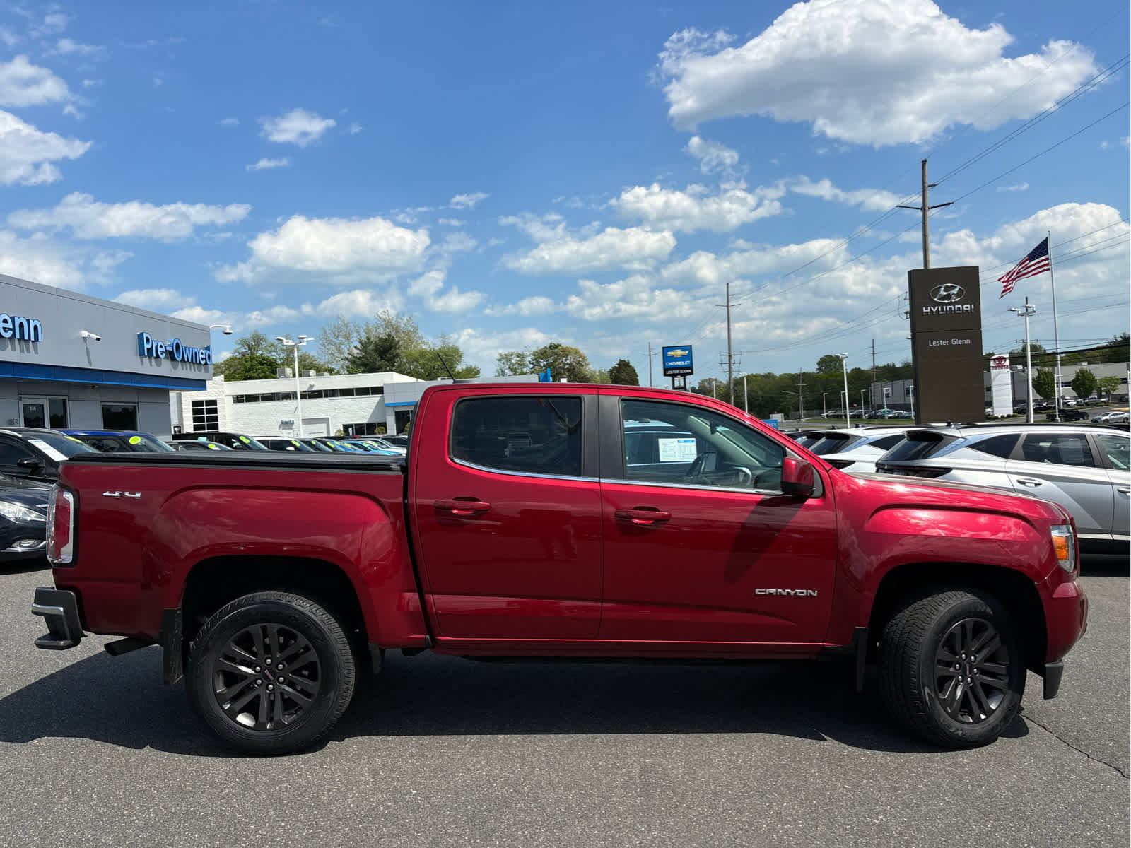 Used 2019 GMC Canyon SLE w/ Elevation Edition AWD/4WD image 3