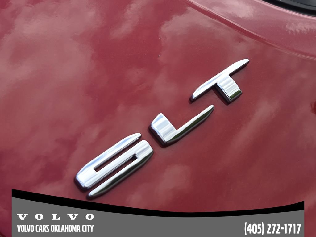 Used 2021 GMC Acadia SLT FWD image 9