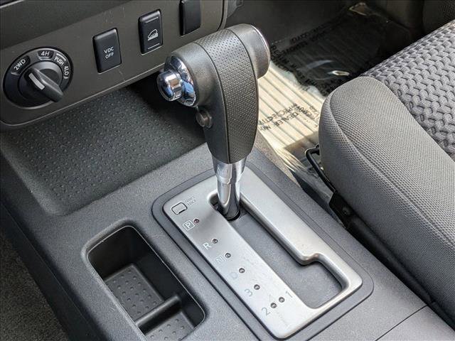 Used 2011 Nissan Frontier SV w/ SV Premium Utility Pkg image 8