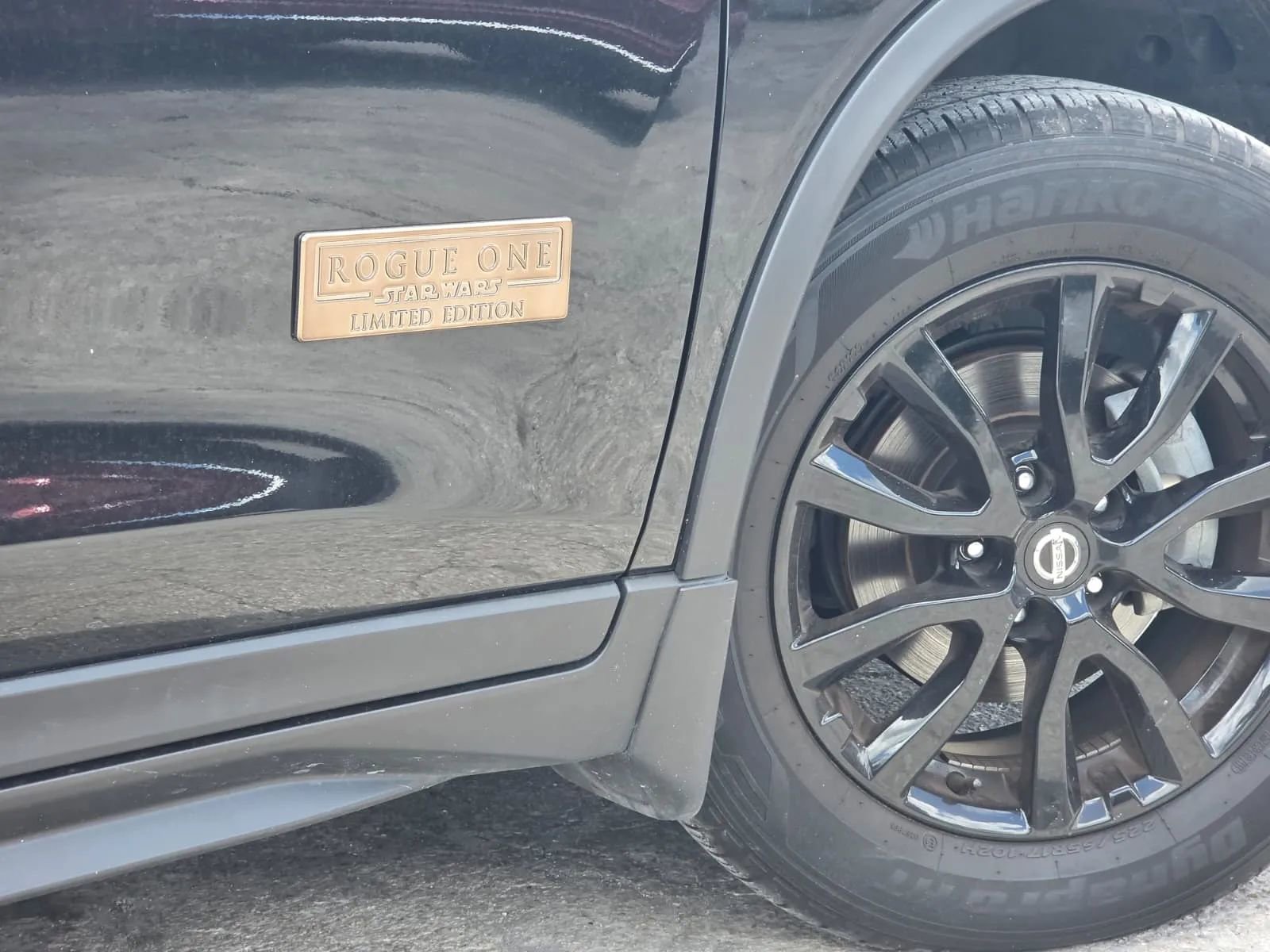 Used 2017 Nissan Rogue SV FWD image 5