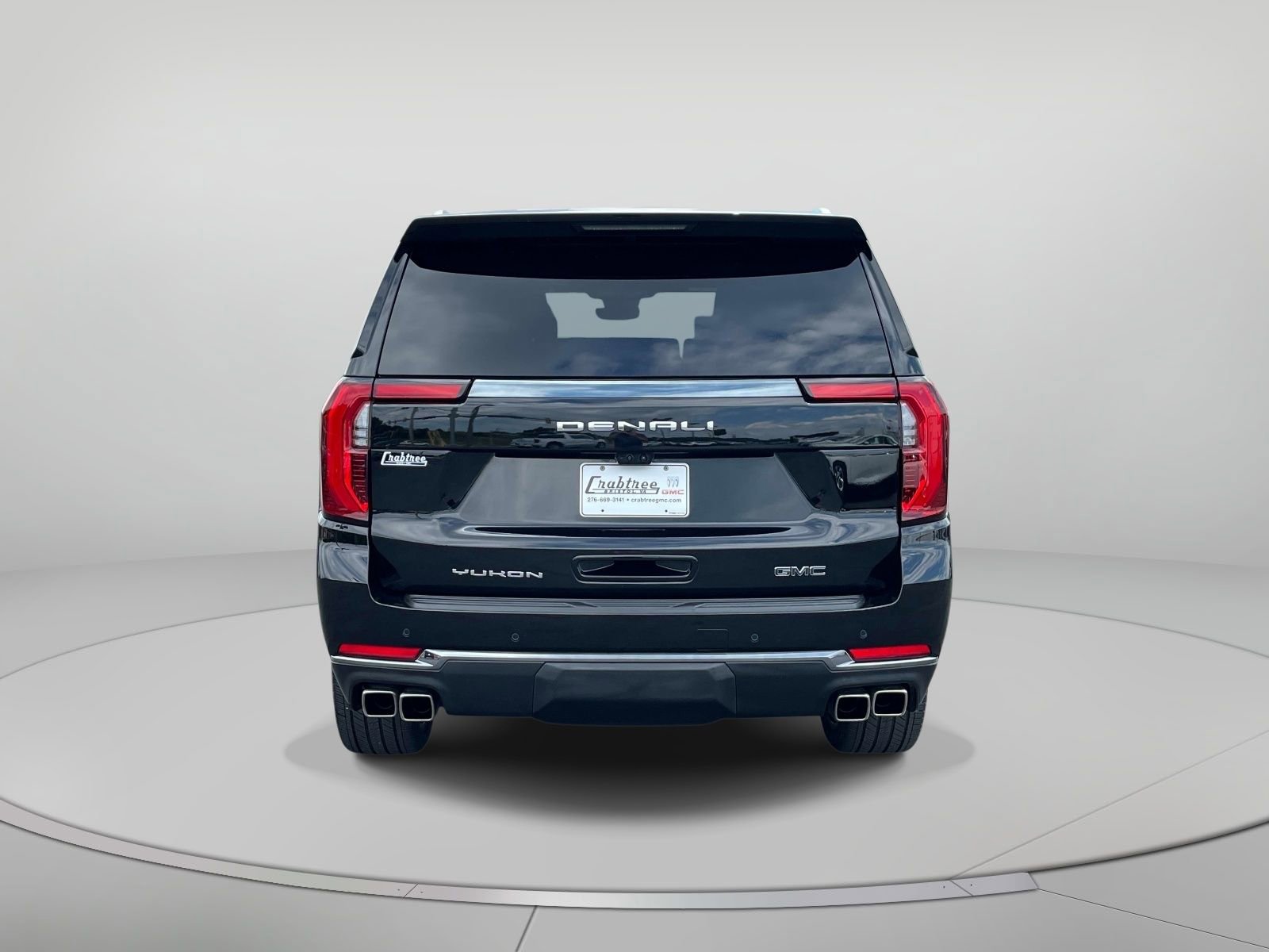 Used 2025 GMC Yukon Denali Ultimate AWD/4WD image 4