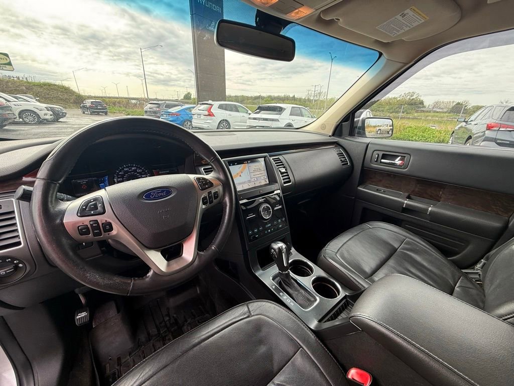 Used 2019 Ford Flex Limited AWD/4WD image 2