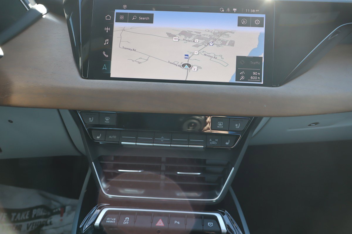 Used 2023 Audi e-tron GT Premium Plus w/ Executive Package image 13