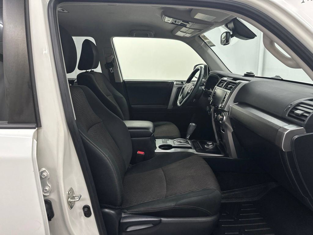 Used 2022 Toyota 4Runner Trail Special Edition AWD/4WD image 25