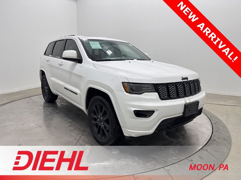 Used 2020 Jeep Grand Cherokee Altitude image 1