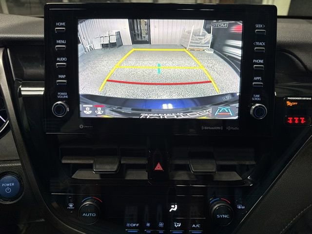 Used 2021 Toyota Camry XLE FWD image 12