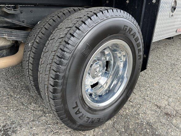 Used 2023 RAM 3500 Tradesman w/ Chrome Appearance Group image 42