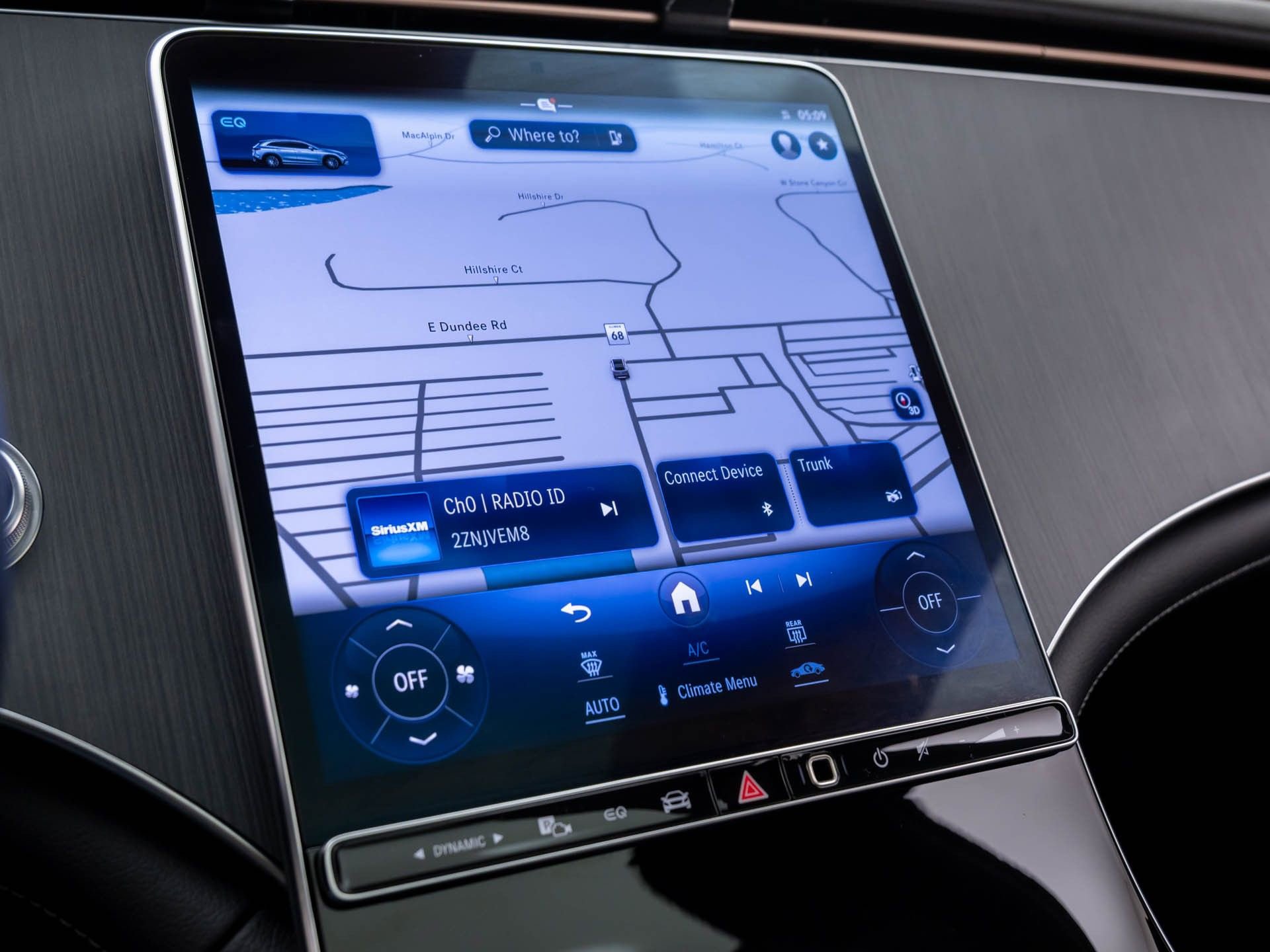 Certified 2024 Mercedes-Benz EQE 350+ 4MATIC SUV w/ Driver Assistance Package image 28