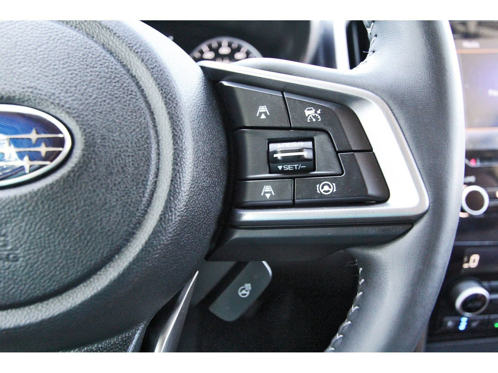 Used 2021 Subaru Ascent Touring AWD/4WD image 16