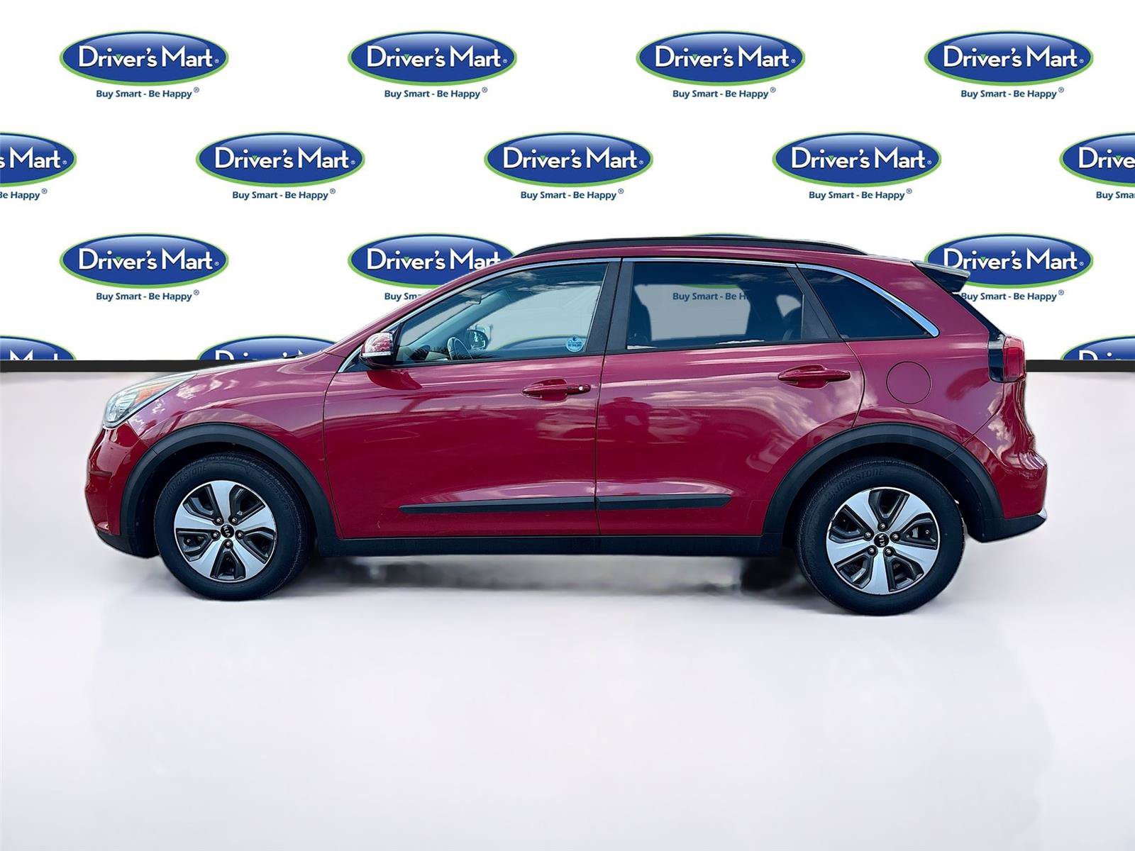 Used 2017 Kia Niro EX FWD image 4