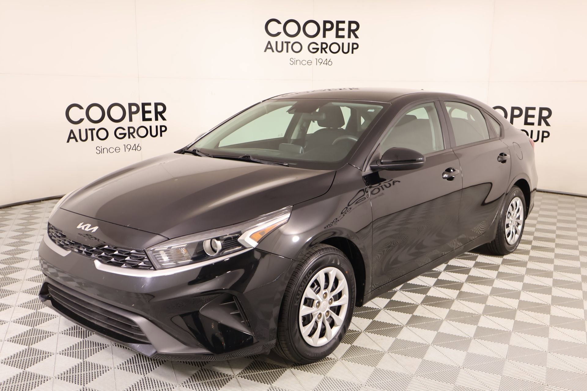 Used 2023 Kia Forte LX FWD image 9