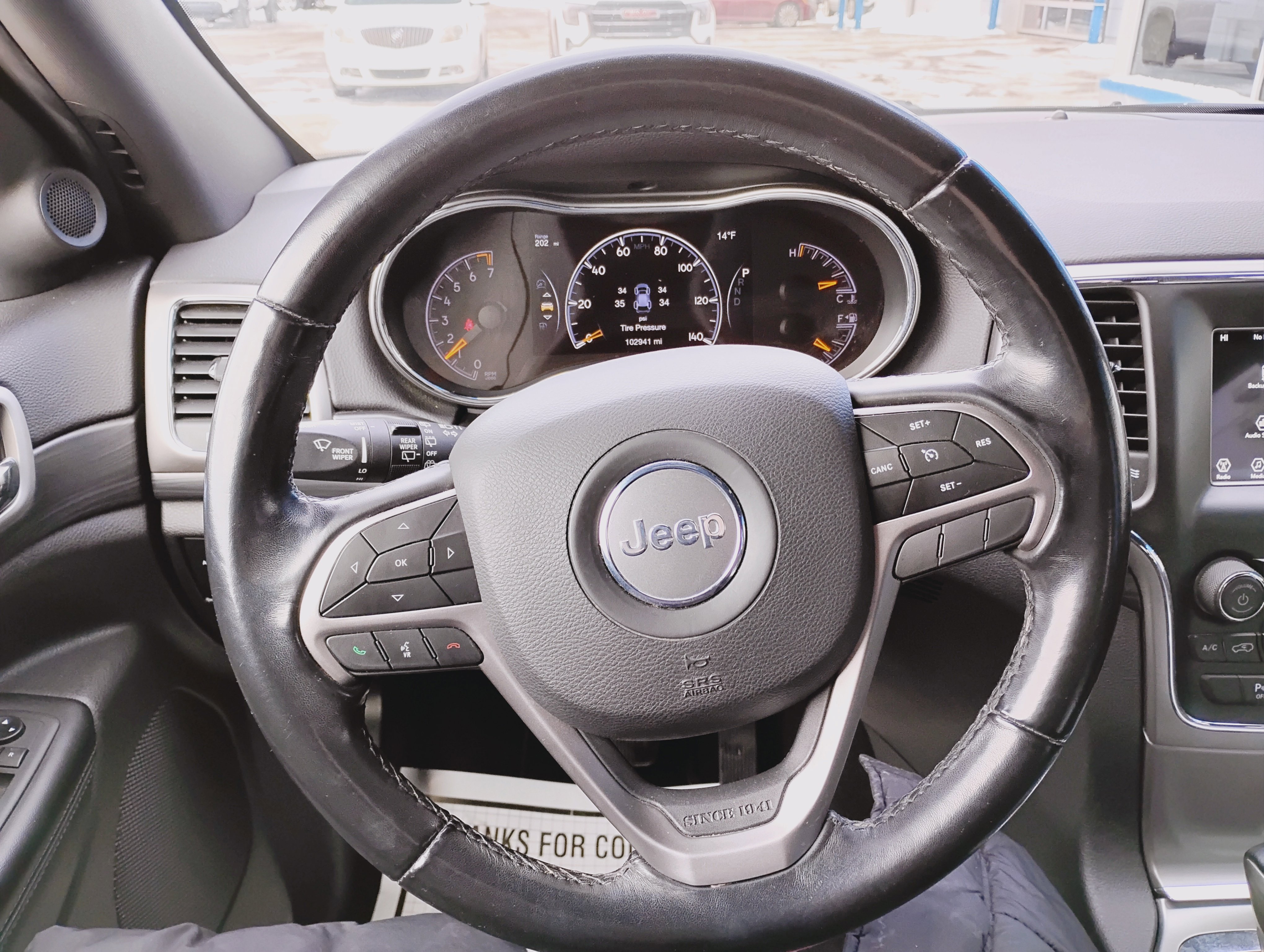 Used 2020 Jeep Grand Cherokee Laredo image 9