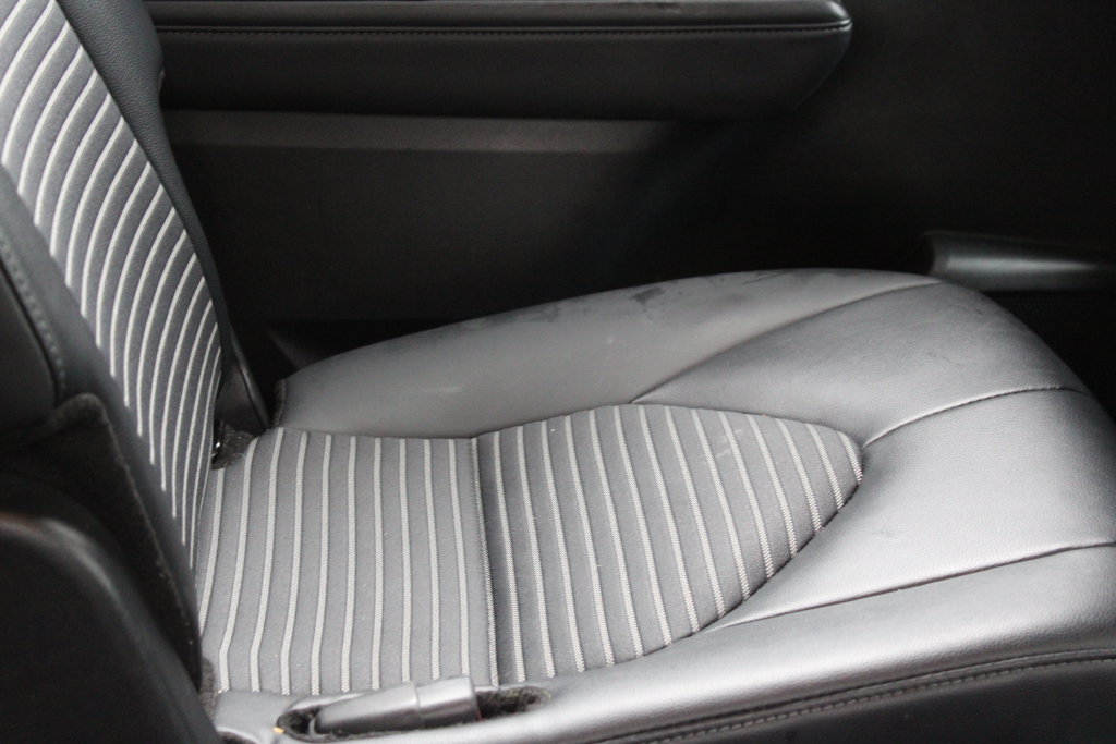 Used 2025 Toyota Highlander XSE AWD/4WD image 24