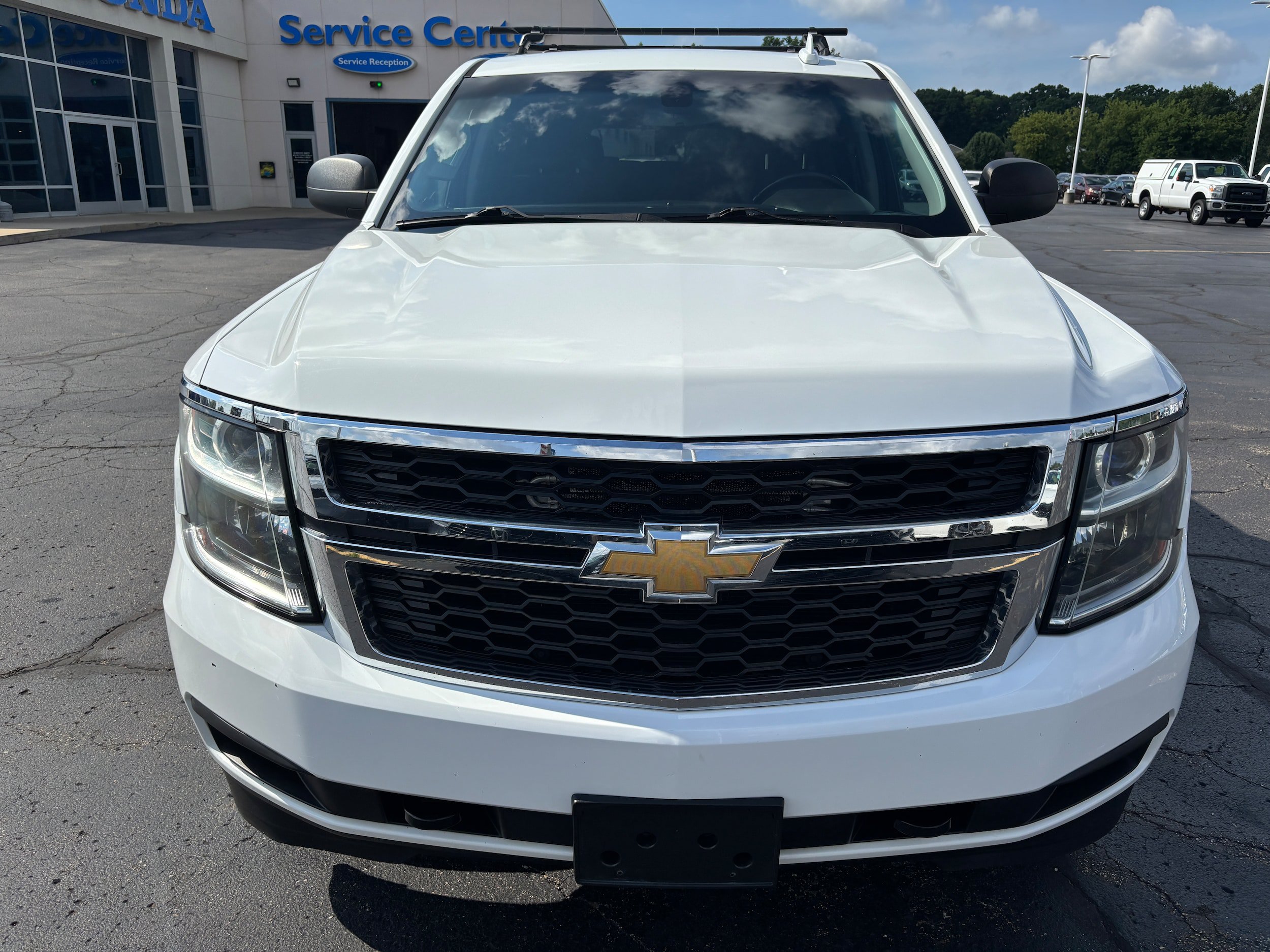 Used 2016 Chevrolet Suburban 3500 LS AWD/4WD image 3