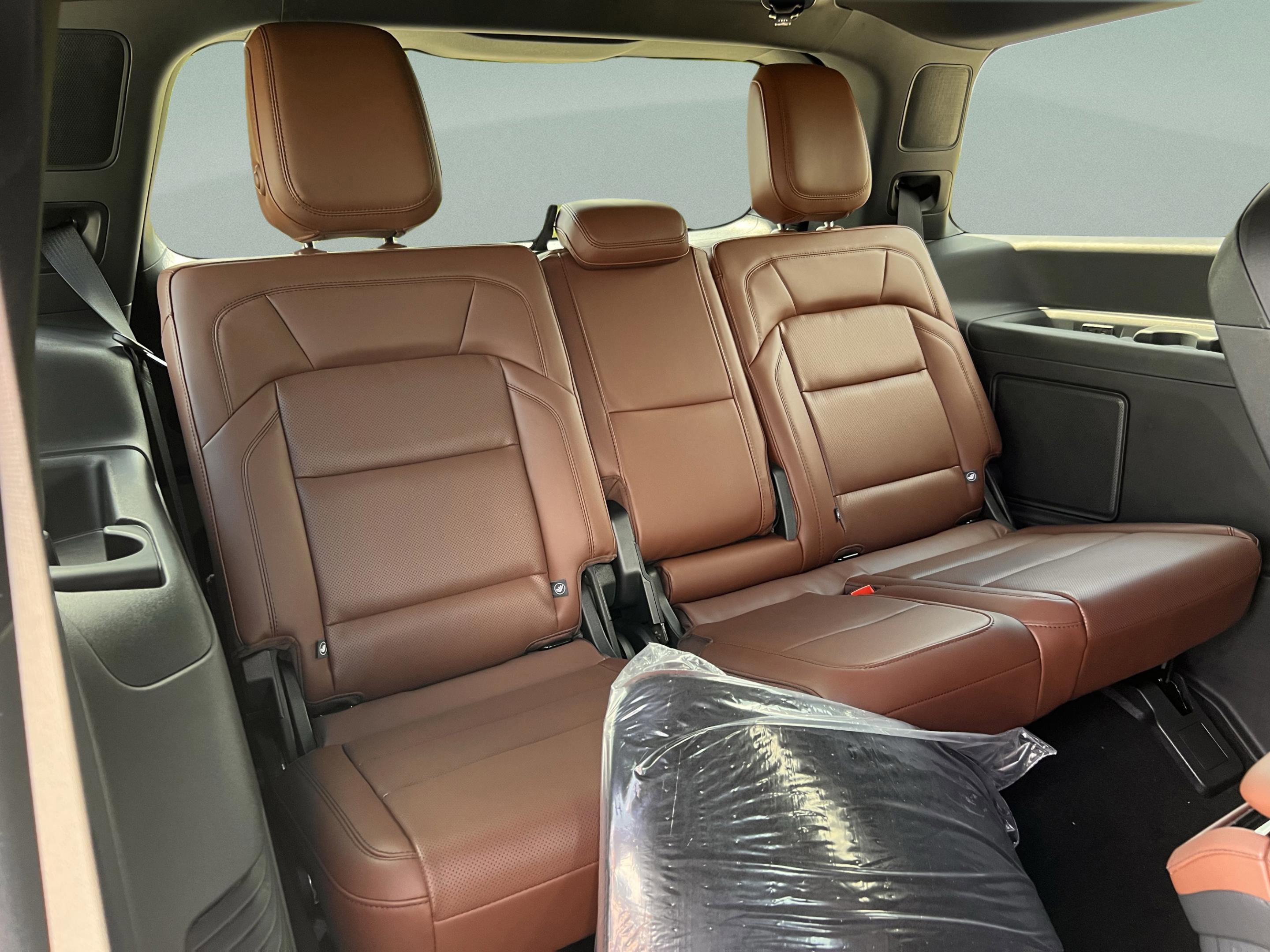 Used 2026 Lincoln Navigator Reserve AWD/4WD image 27