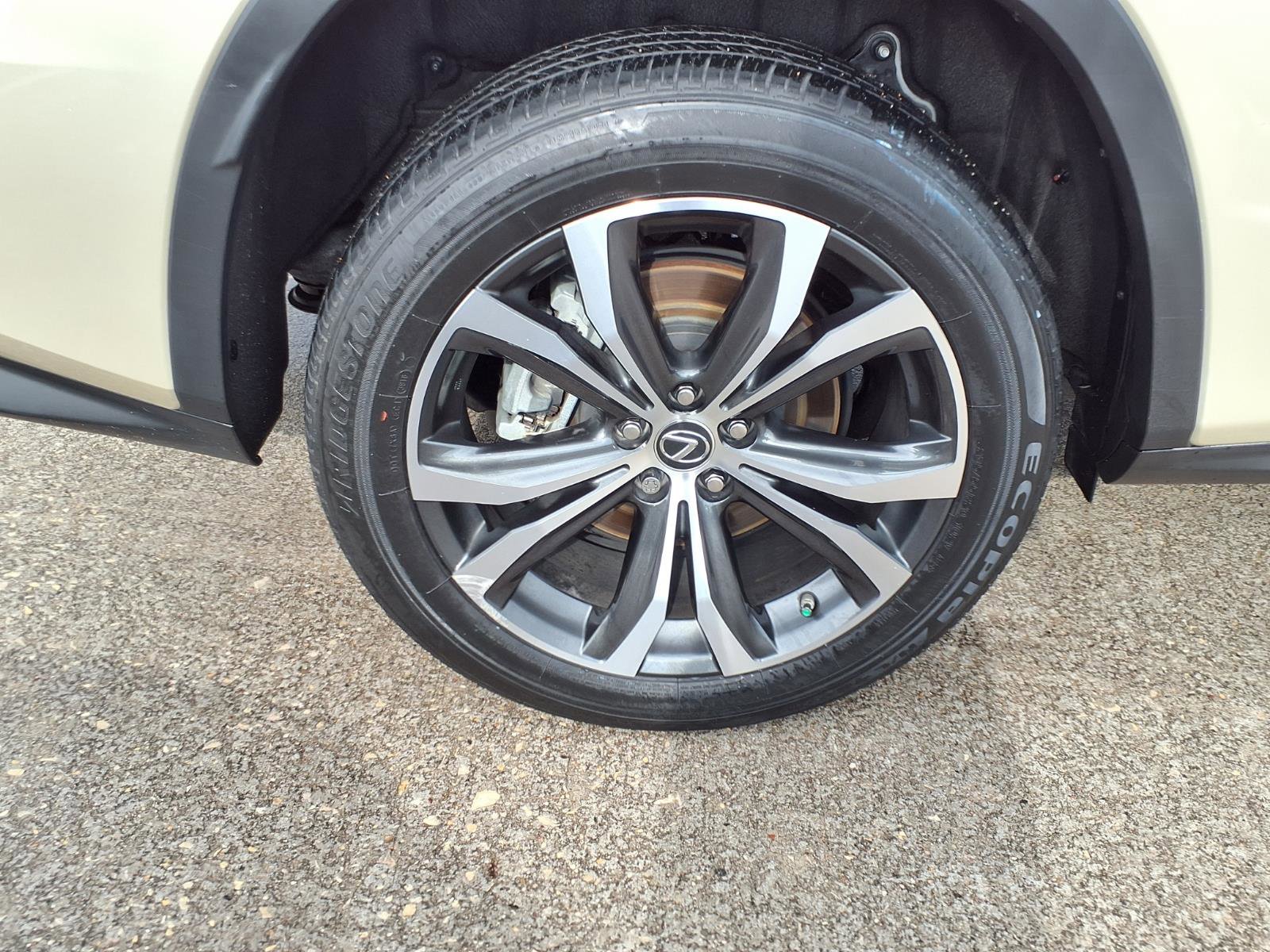 Used 2019 Lexus RX 350 FWD w/ Navigation Package image 27