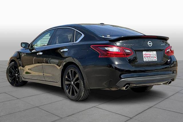 Certified 2018 Nissan Altima 2.5 SR w/ SR Midnight Edition FWD image 12