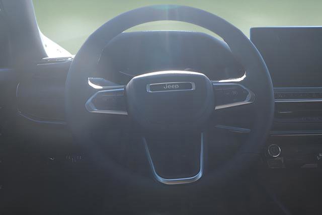 New 2026 Jeep Compass Latitude image 4