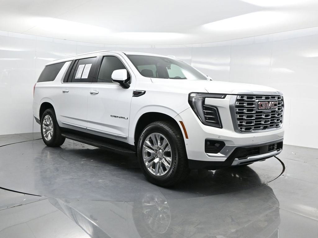 Used 2025 GMC Yukon XL Denali image 45