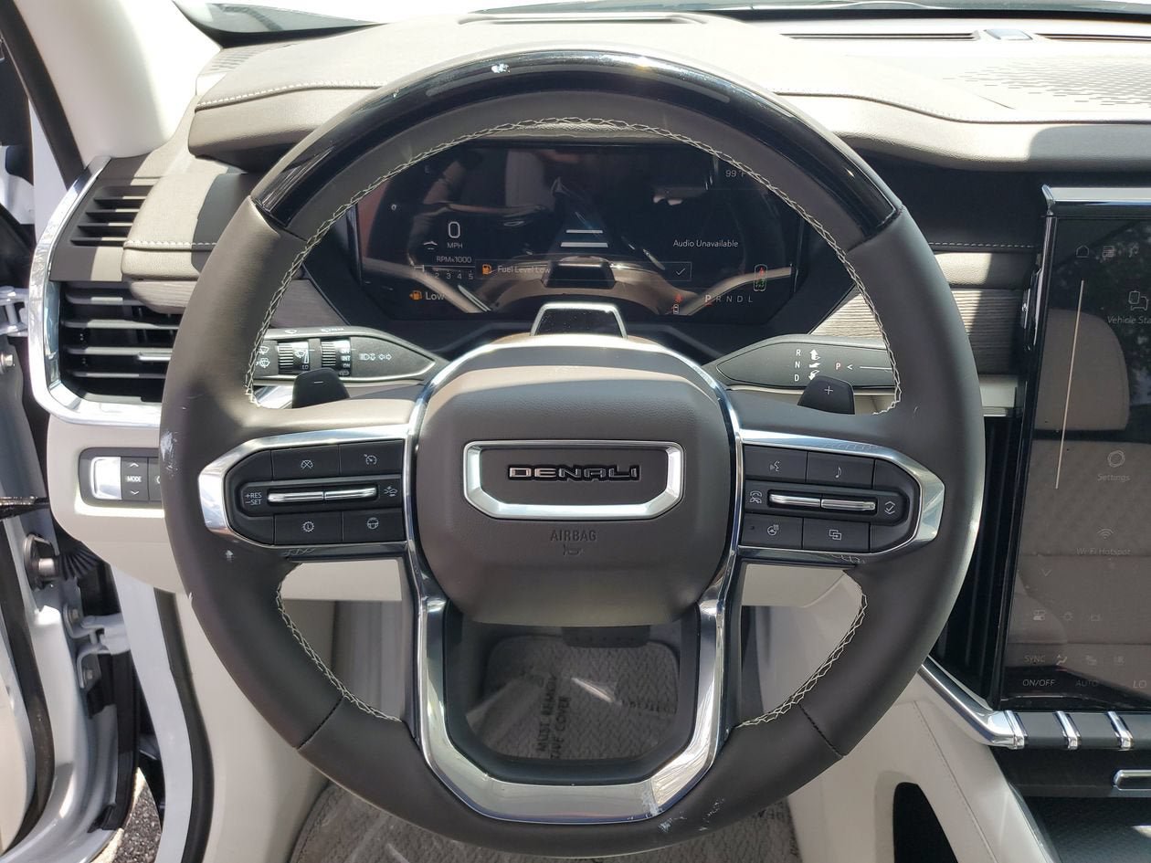 New 2026 GMC Acadia Denali w/ Super Cruise Package FWD image 21