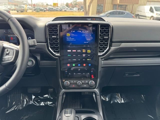 Certified 2024 Ford Ranger Lariat w/ FX4 Off-Road Package image 2