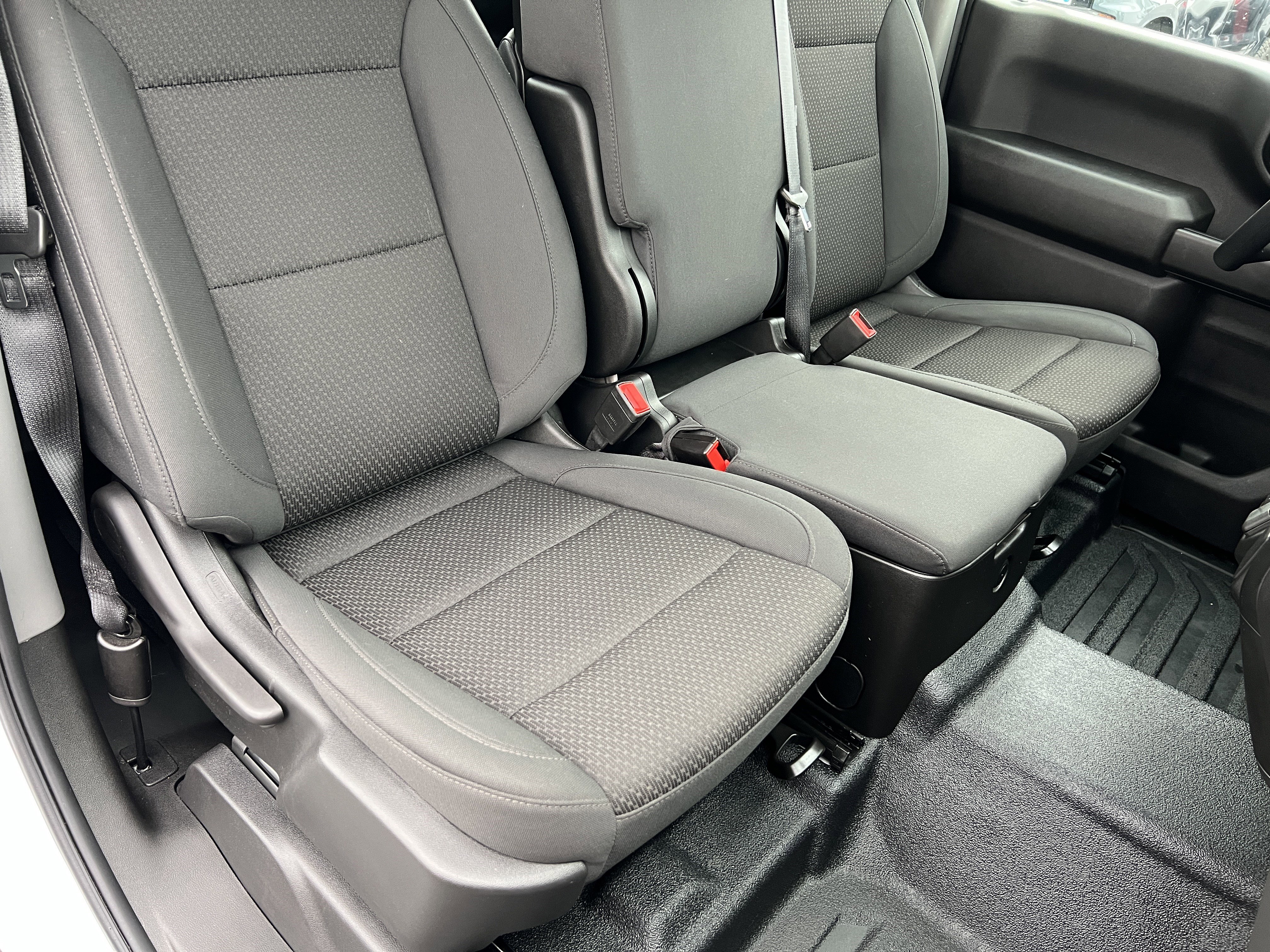 Used 2025 Chevrolet Silverado 1500 W/T RWD image 15