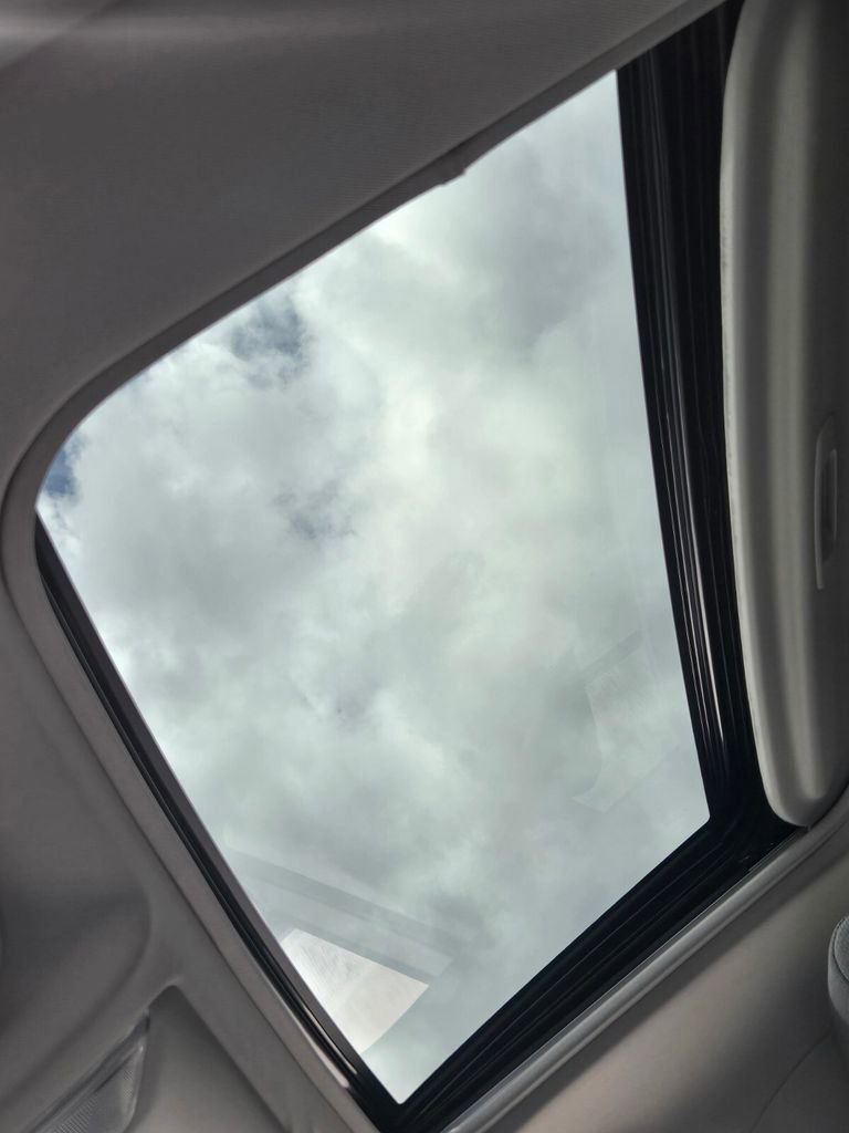 Used 2023 Toyota RAV4 XLE w/ Convenience Package image 23