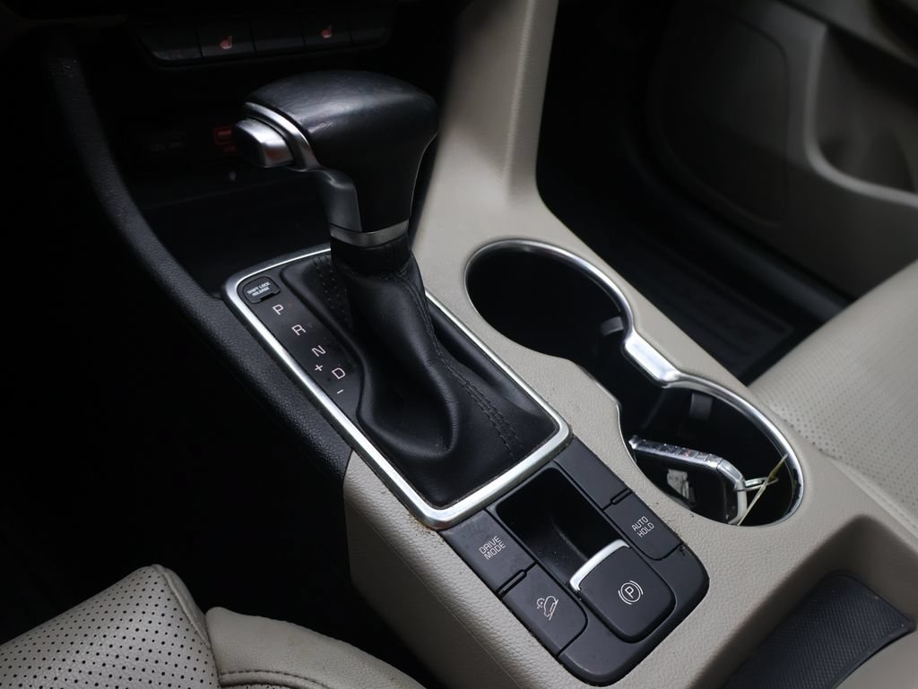 Used 2022 Kia Sportage Nightfall Edition FWD image 25