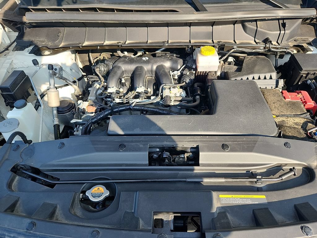 Used 2024 Nissan Pathfinder SV AWD/4WD image 27