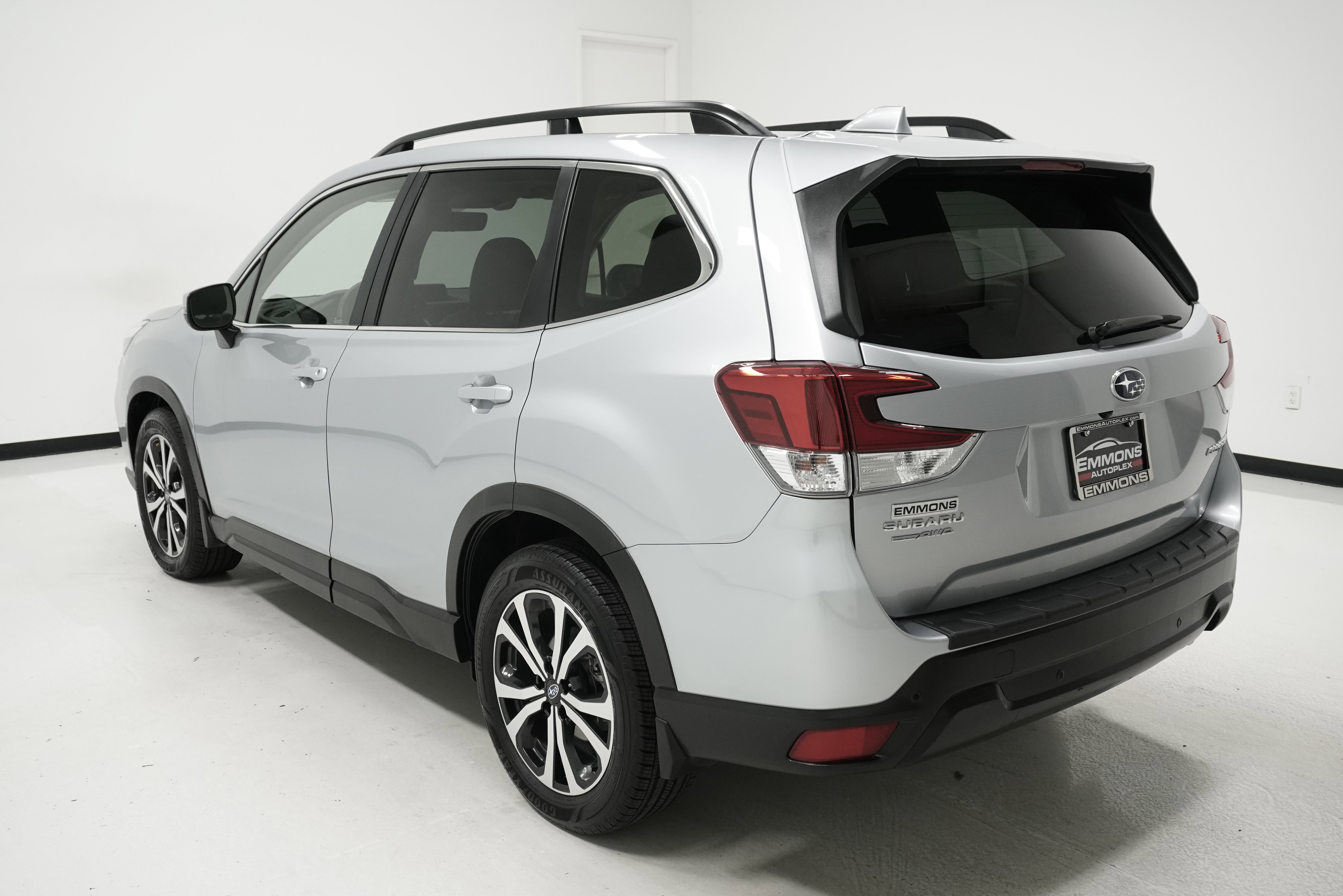 Used 2019 Subaru Forester Limited w/ Popular Package #3 image 6