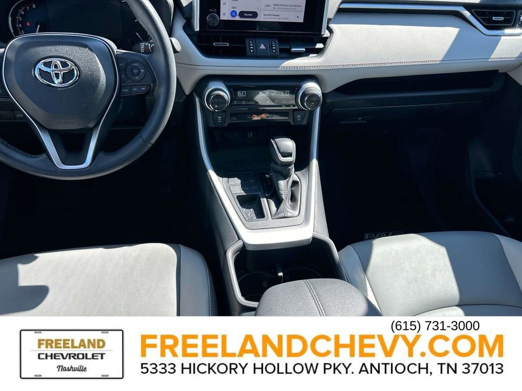 Used 2023 Toyota RAV4 XLE Premium image 19