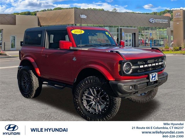 Used 2023 Ford Bronco Outer Banks video 1