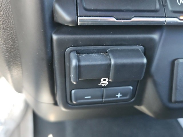 Used 2020 GMC Sierra 1500 SLT image 31