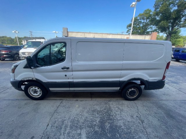Used 2015 Ford Transit 250 130 Low Roof RWD image 3