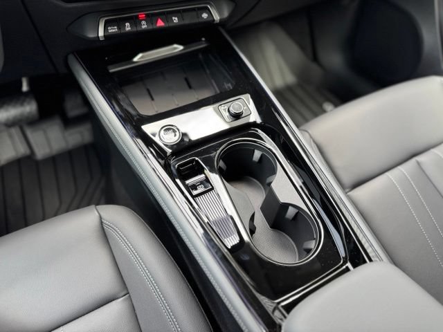 New 2026 Audi Q3 quattro 2.0T AWD/4WD image 14