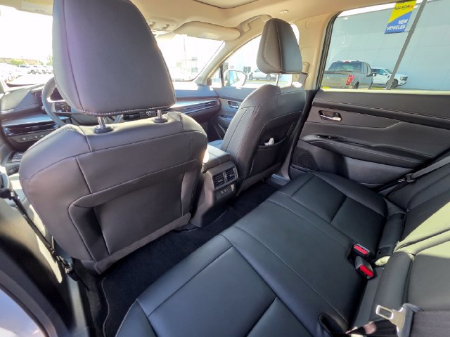 Used 2025 Nissan Murano SL w/ Cargo Package AWD/4WD image 13
