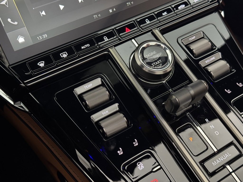 New 2026 Aston Martin V8 Vantage Roadster image 23