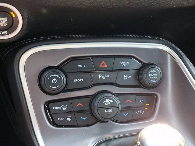 Used 2019 Dodge Challenger R/T w/ Cold Weather Group RWD image 18