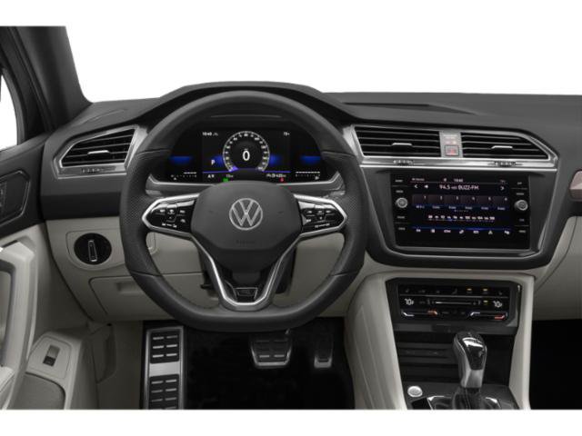 Used 2023 Volkswagen Tiguan SE R-Line FWD image 7