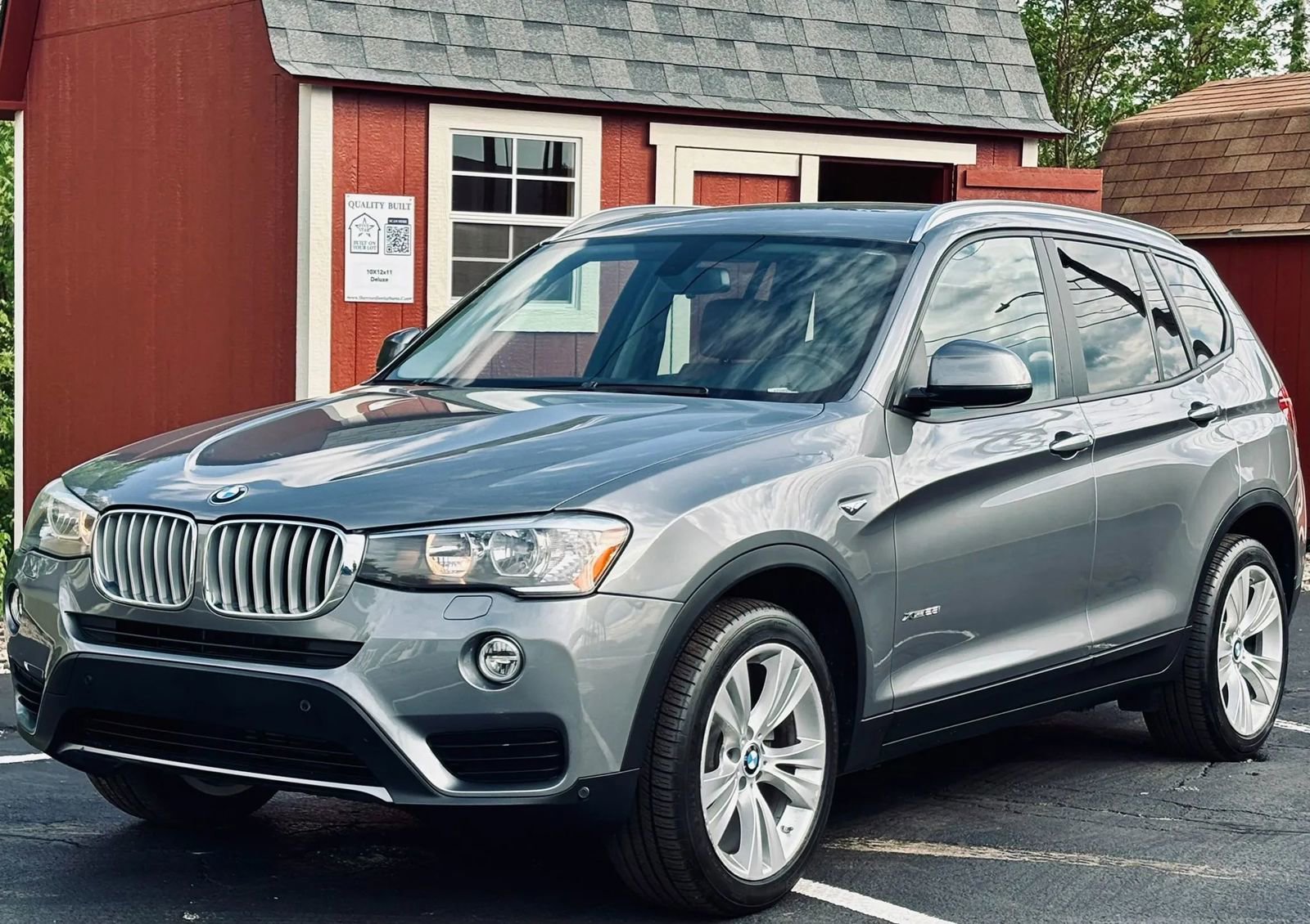 Used 2016 BMW X3 xDrive28i AWD/4WD image 1