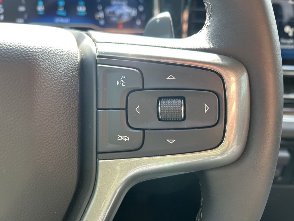 Used 2025 Chevrolet Silverado 1500 LT Trail Boss AWD/4WD image 59